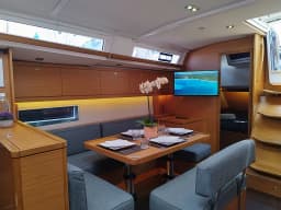 Dufour 470 in Sardinia / Porto Rotondo / Punta Nuraghe thumbnail 16