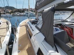 Dufour 470 in Sardinia / Porto Rotondo / Punta Nuraghe thumbnail 23