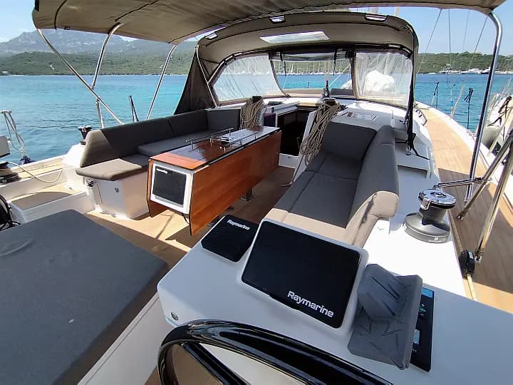 Dufour 470 in Sardinia / Porto Rotondo / Punta Nuraghe - Photo 4