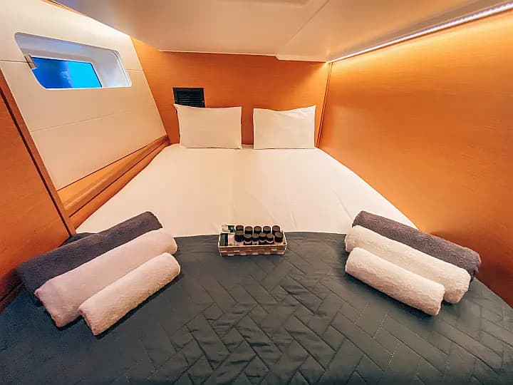Jeanneau 54 in Athens / Alimos Marina - Photo 4