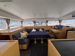 Lagoon 400 S2 in Piombino / Marina Arcipelago Toscano thumbnail 2