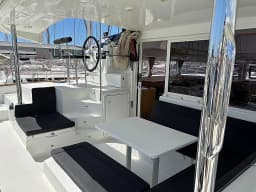 Lagoon 400 S2 in Piombino / Marina Arcipelago Toscano thumbnail 7