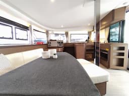 Lagoon 42 in Mykonos / Tourlos Marina thumbnail 13