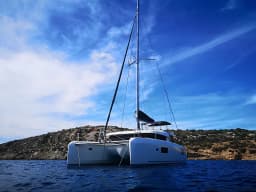 Lagoon 42 in Mykonos / Tourlos Marina thumbnail 23