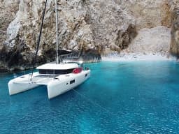 Lagoon 42 in Mykonos / Tourlos Marina thumbnail 28