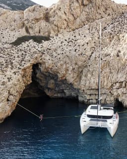 Lagoon 42 in Mykonos / Tourlos Marina thumbnail 3