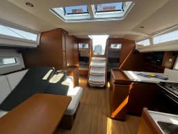 Sun Odyssey 440 in Pula / Marina Polesana thumbnail 16