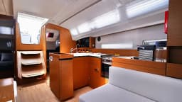 Sun Odyssey 410 in Marmaris / Albatros Marina thumbnail 12