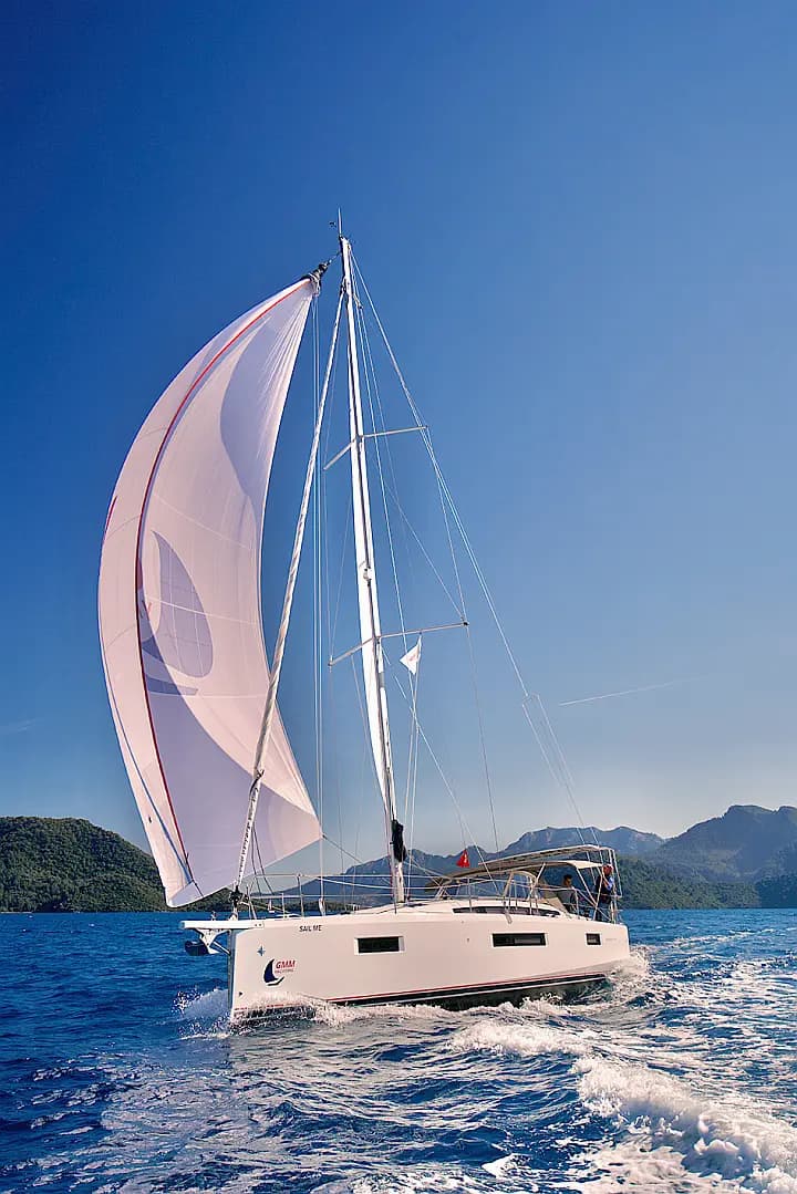 Sun Odyssey 410 in Marmaris / Albatros Marina - Photo 4