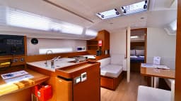 Sun Odyssey 410 in Marmaris / Albatros Marina thumbnail 6