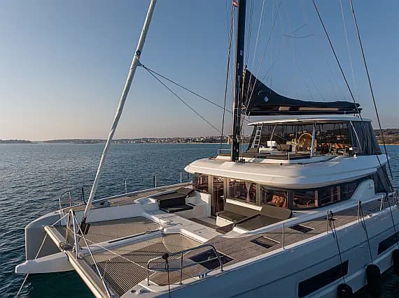 Lagoon 60 in Kaštel Gomilica / Marina Kaštela - Photo 1