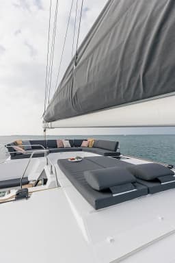 Aura 51 in Hyeres thumbnail 16