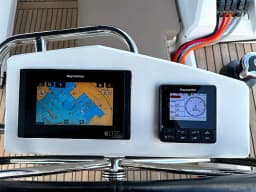 Oceanis 46.1 in Athens / Alimos Marina thumbnail 11