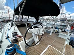 Oceanis 46.1 in Athens / Alimos Marina thumbnail 7