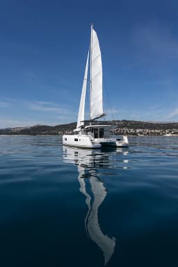 Lagoon 42 in Rogoznica / Marina Frapa thumbnail 5