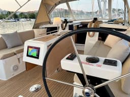 Dufour 430 in Pula / Tehnomont Marina Veruda thumbnail 10