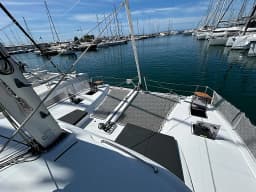 Lagoon 43 in Athens / Alimos Marina thumbnail 9