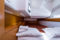 Sun Odyssey 469 in Nea Peramos - Attica / Nea Peramos thumbnail 16