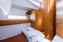 Sun Odyssey 469 in Nea Peramos - Attica / Nea Peramos thumbnail 18