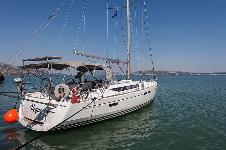 Sun Odyssey 469 in Nea Peramos - Attica / Nea Peramos - Photo 4