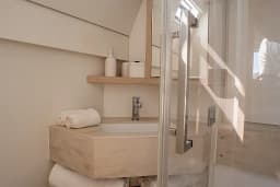 Lagoon 55 in Sicily / Capo d'Orlando Marina thumbnail 29