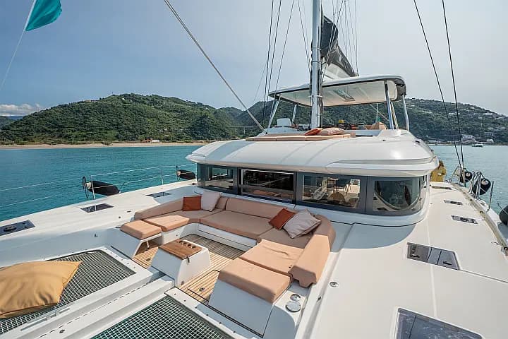 Lagoon 55 in Sicily / Capo d'Orlando Marina - Photo 4