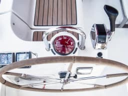 Oceanis 473 in Athens / Alimos Marina thumbnail 10