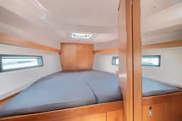 Bavaria C42 in Rhodes New Marina thumbnail 20