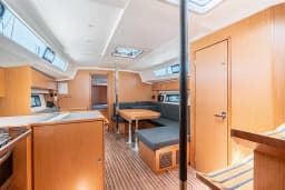 Bavaria C42 in Rhodes New Marina thumbnail 9