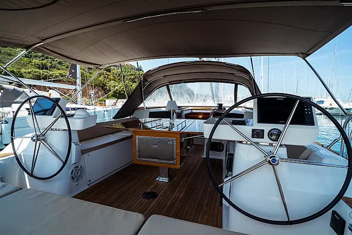 Dufour 520 Grand Large in Sardinia / Portisco / Marina di Portisco - Photo 3