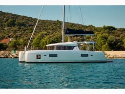 Lagoon 42 in Trogir / SCT Marina Trogir thumbnail 2