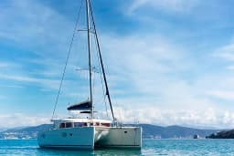 Lagoon 400 in Ibiza / Club Nautico Ibiza thumbnail 14