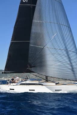 X4.0 in Lavrion / Olympic Marina thumbnail 5