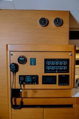 Sun Odyssey 490 in Sicily / Capo d'Orlando Marina thumbnail 15