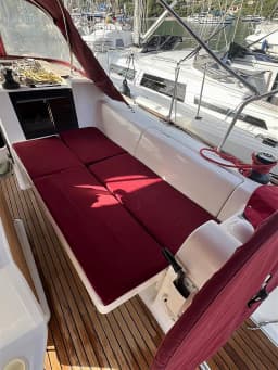 Dufour 412 Grand large in Lefkada / D-Marin Marina Lefkas thumbnail 13
