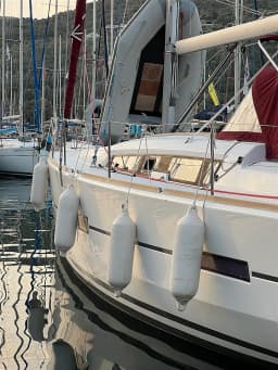 Dufour 412 Grand large in Lefkada / D-Marin Marina Lefkas thumbnail 14