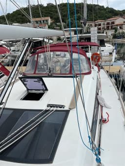 Dufour 412 Grand large in Lefkada / D-Marin Marina Lefkas thumbnail 16