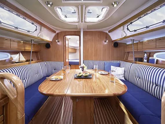 Bavaria 38 Cruiser in Lemmer - Photo 3