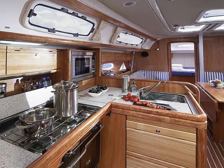 Bavaria 38 Cruiser in Lemmer - Photo 5