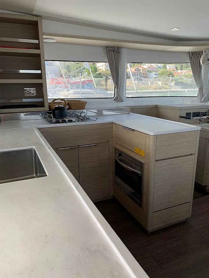 Lagoon 46 in Lefkada / Marina Perigiali - Photo 5