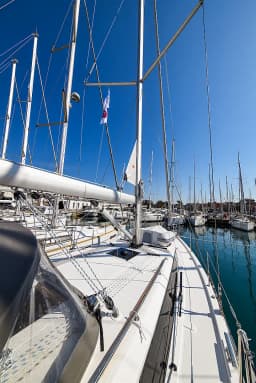 Bavaria C38 in Zadar / Marina Zadar thumbnail 5