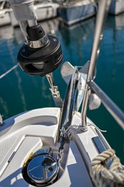 Bavaria C38 in Zadar / Marina Zadar thumbnail 17