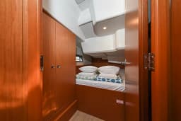 Bavaria C38 in Zadar / Marina Zadar thumbnail 37