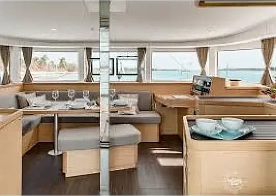 Lagoon 42 in Martinique / Le Marin - Photo 3