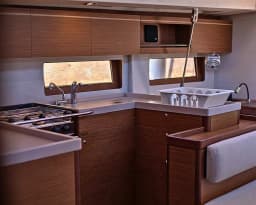 Oceanis 51.1 in Sicily / Furnari / Marina Portorosa thumbnail 12