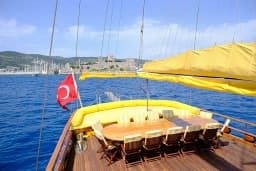 Luxury Sailing Yacht in Bodrum Marina thumbnail 12