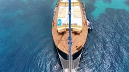 Luxury Sailing Yacht in Bodrum Marina thumbnail 21