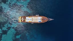 Luxury Sailing Yacht in Bodrum Marina thumbnail 22