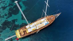 Luxury Sailing Yacht in Bodrum Marina thumbnail 24