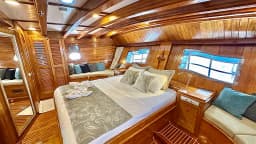 Luxury Sailing Yacht in Bodrum Marina thumbnail 31